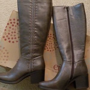 NWOT Eurosoft tall boots